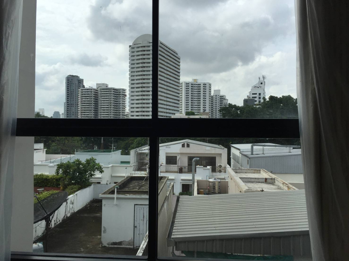 ให้เช่าคอนโดสุขุมวิท อโศก ทองหล่อ : For Rent Condo LIV @49i Fully Furnished(S15-0967)