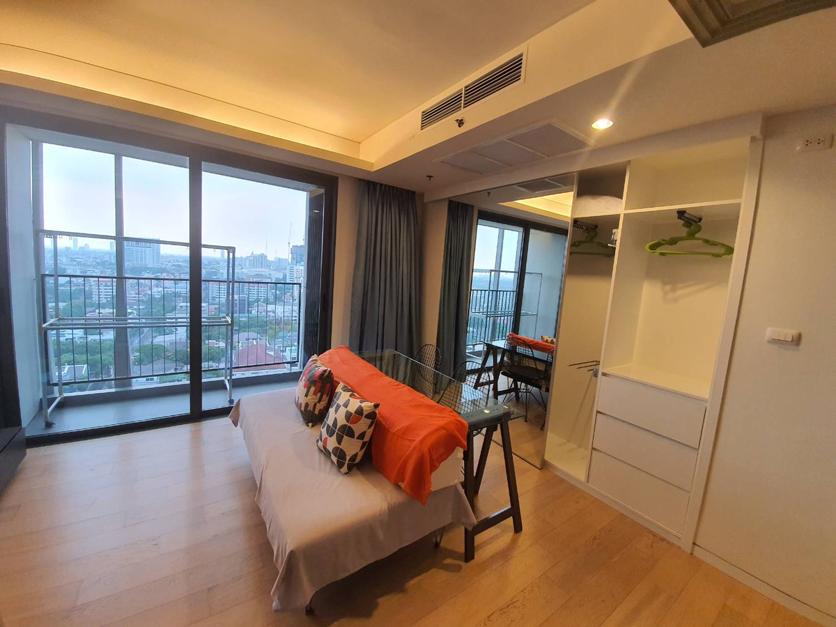 For RentCondoAri,Anusaowaree : High Floor 1 Bedroom Condo for Rent at Siamese Ratchakru | 31 sqm | Near BTS Ari / Sanam Pao