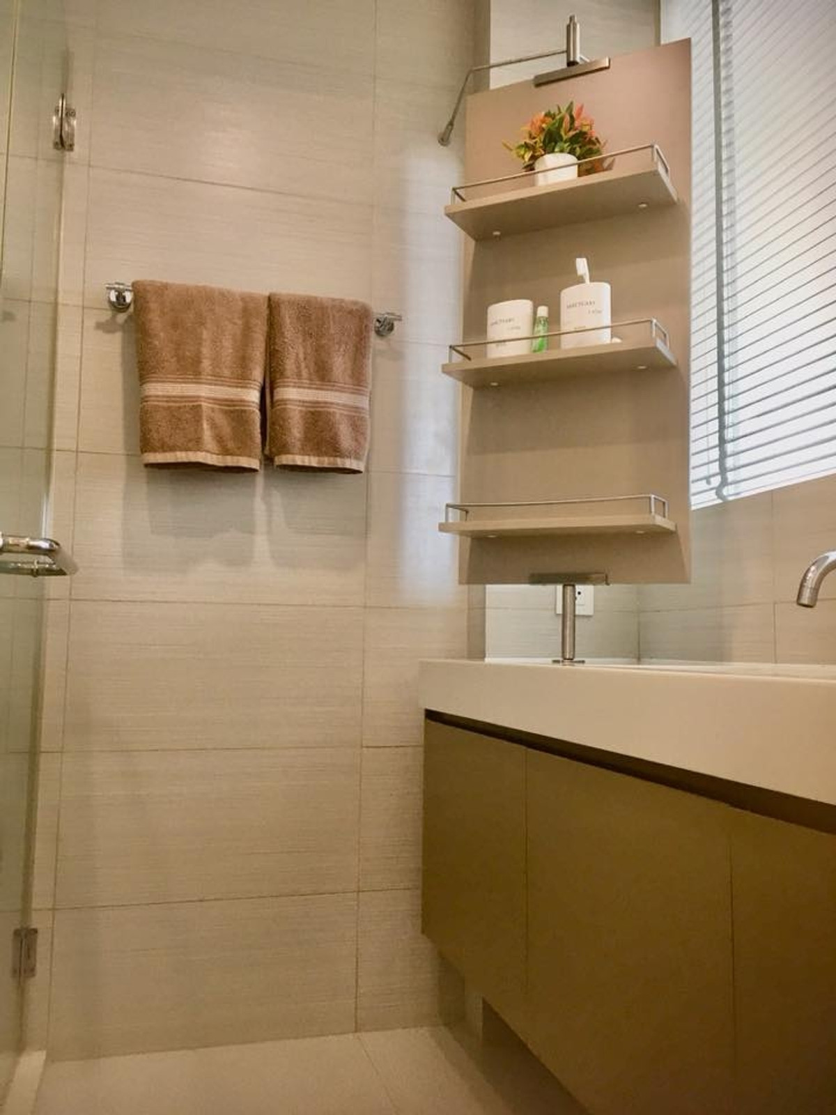 ให้เช่าคอนโดสุขุมวิท อโศก ทองหล่อ : For Rent Condo Siri @Sukhumvit Fully Furnished(S01-0529)