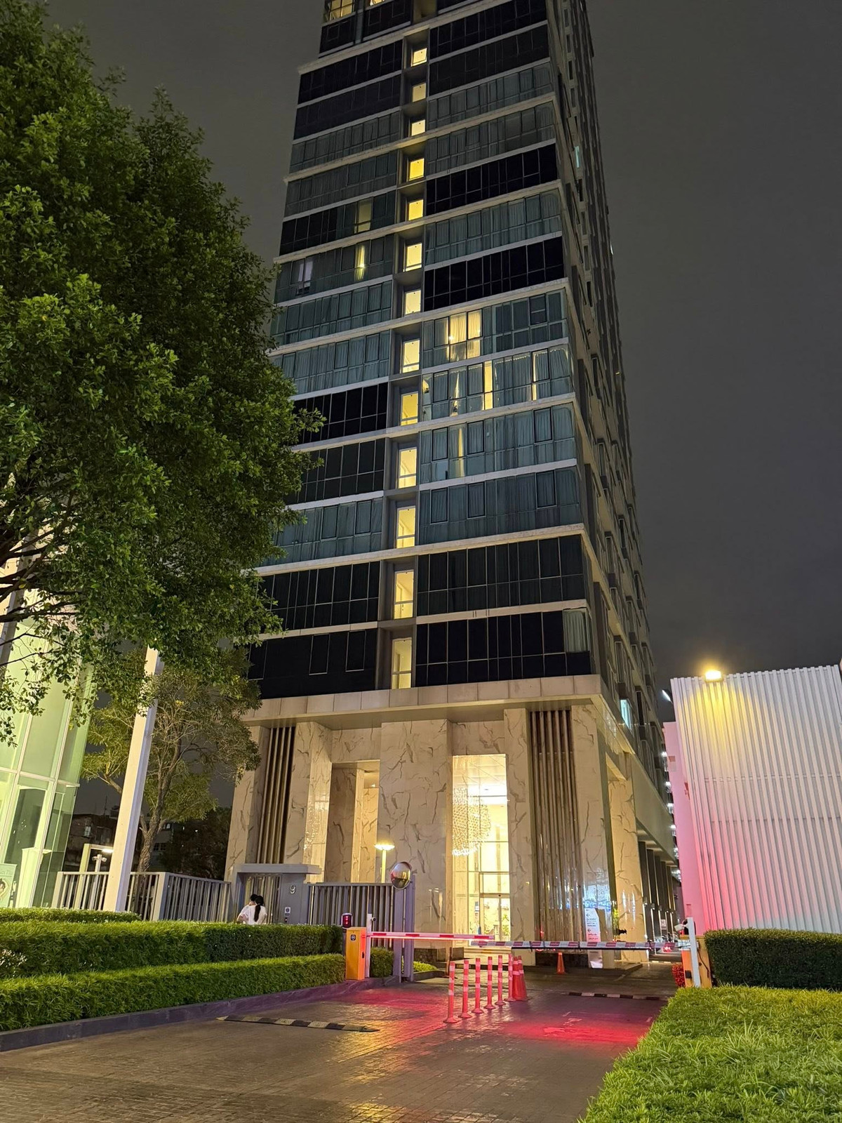 ให้เช่าคอนโดปิ่นเกล้า จรัญสนิทวงศ์ : รีบจองด่วนๆ มาไวไปไว ‼️ ให้เช่า 🔥  De Lapis จรัญ 81 ห้องสวย เฟอร์ครบจัดเต็ม+มีเครื่องซักผ้า📍 พร้อมให้เข้าอยู่ ( ตอบแชทและรับสายไวมาก )