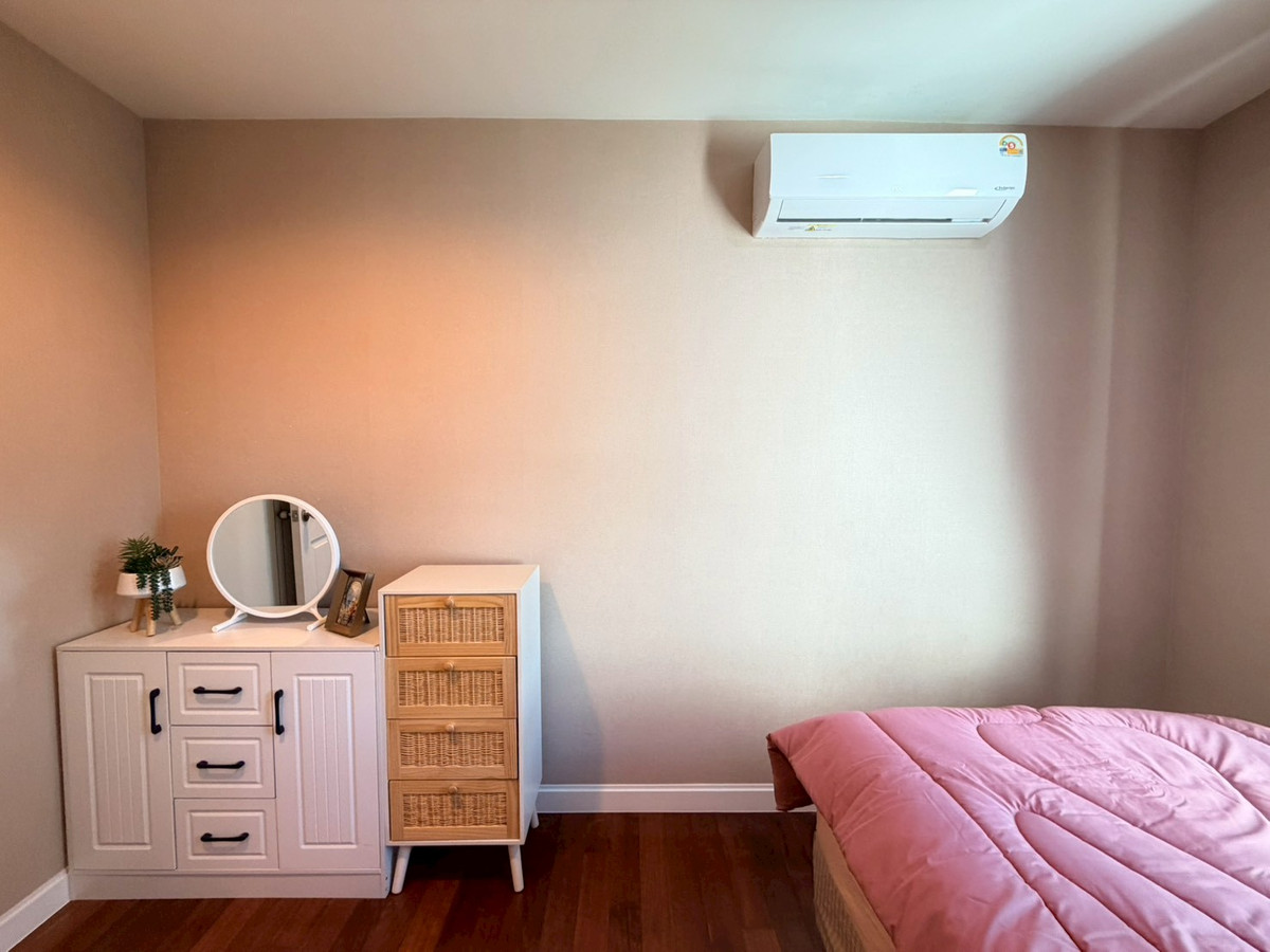 For RentCondoRama9, Petchburi, RCA : Condo for rent, corner room near MRT Rama 9 | Belle Grand Rama 9 | near office/business buildings G Tower and The 9th Towers