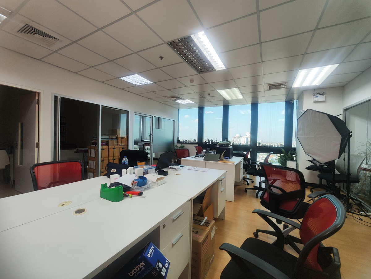 ให้เช่าอาคารพาณิชย์บางนา แบริ่ง ลาซาล : พื้นที่สำนักงานให้เช่า อาคาร Central City  Tower Bangna (Rt-01)