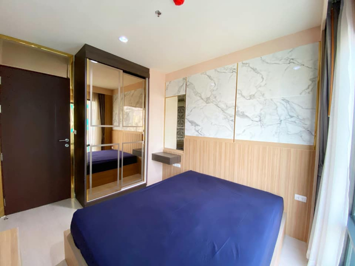 For RentCondoRama9, Petchburi, RCA : !! Beautiful room for rent, Rhythm Asoke 1 condo, near MRT Rama 9.