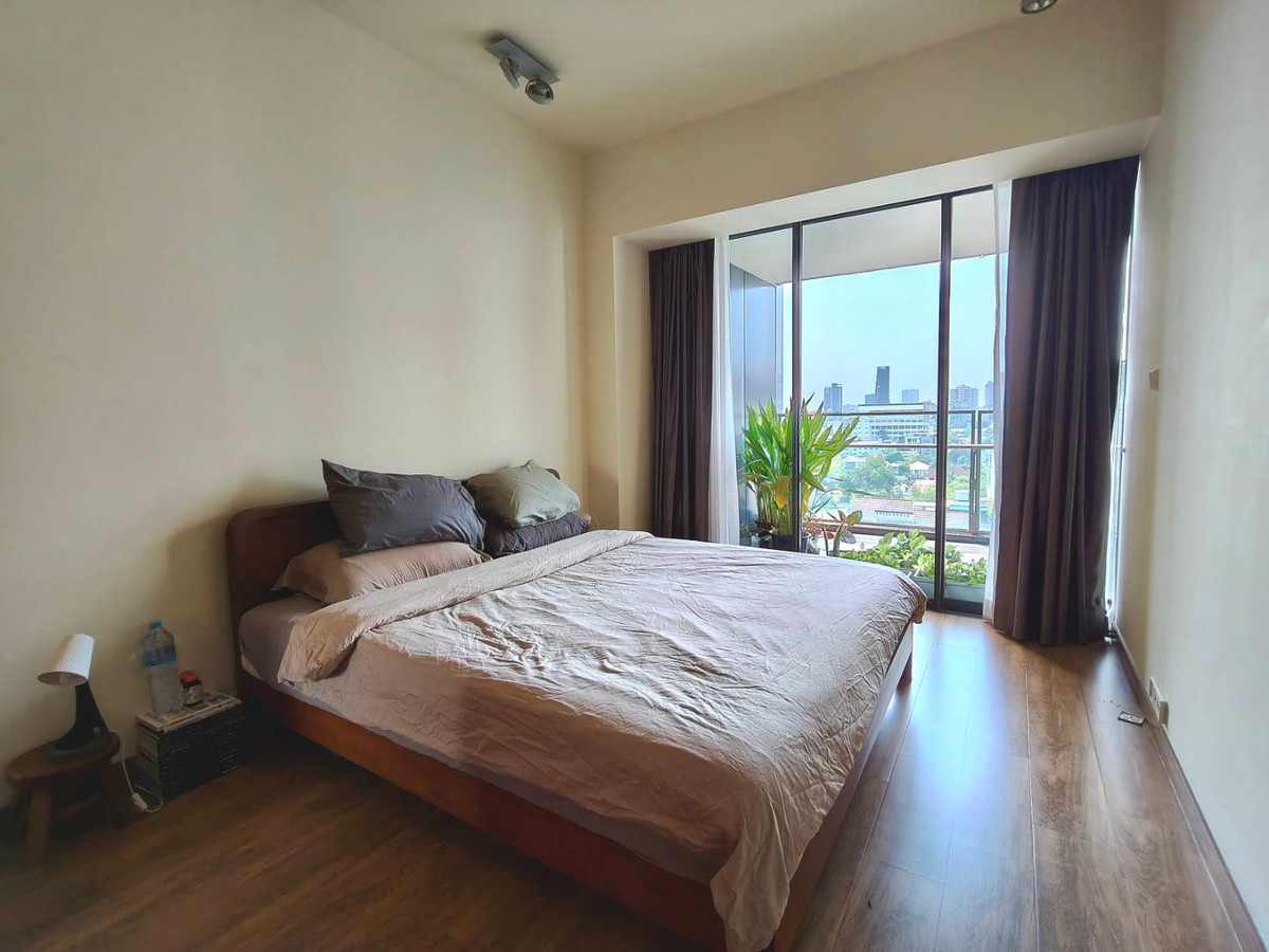 For SaleCondoSathorn, Narathiwat : Best Price 2-Bedroom Condo for Sale at The Met Sathorn