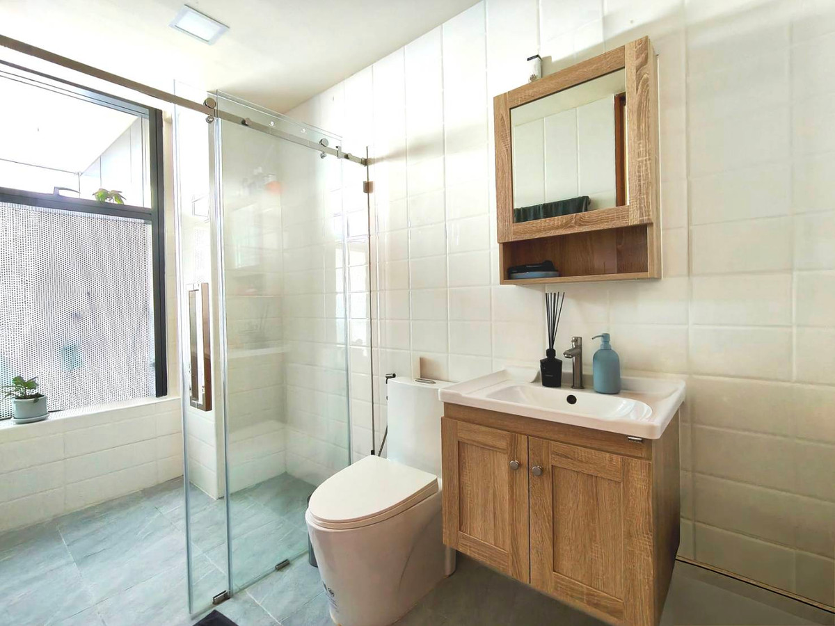 For SaleCondoSathorn, Narathiwat : Best Price 2-Bedroom Condo for Sale at The Met Sathorn