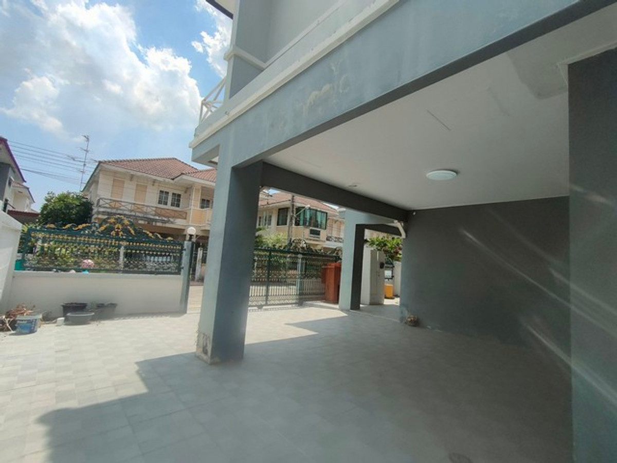 บ้านพระราม 2 บางขุนเทียน : ขายและให้เช่าบ้านเดี่ยว 2 ชั้น ม.สินทวีการ์เด้น 3 ท่าข้าม-พระราม 2 พร้อมอยู่