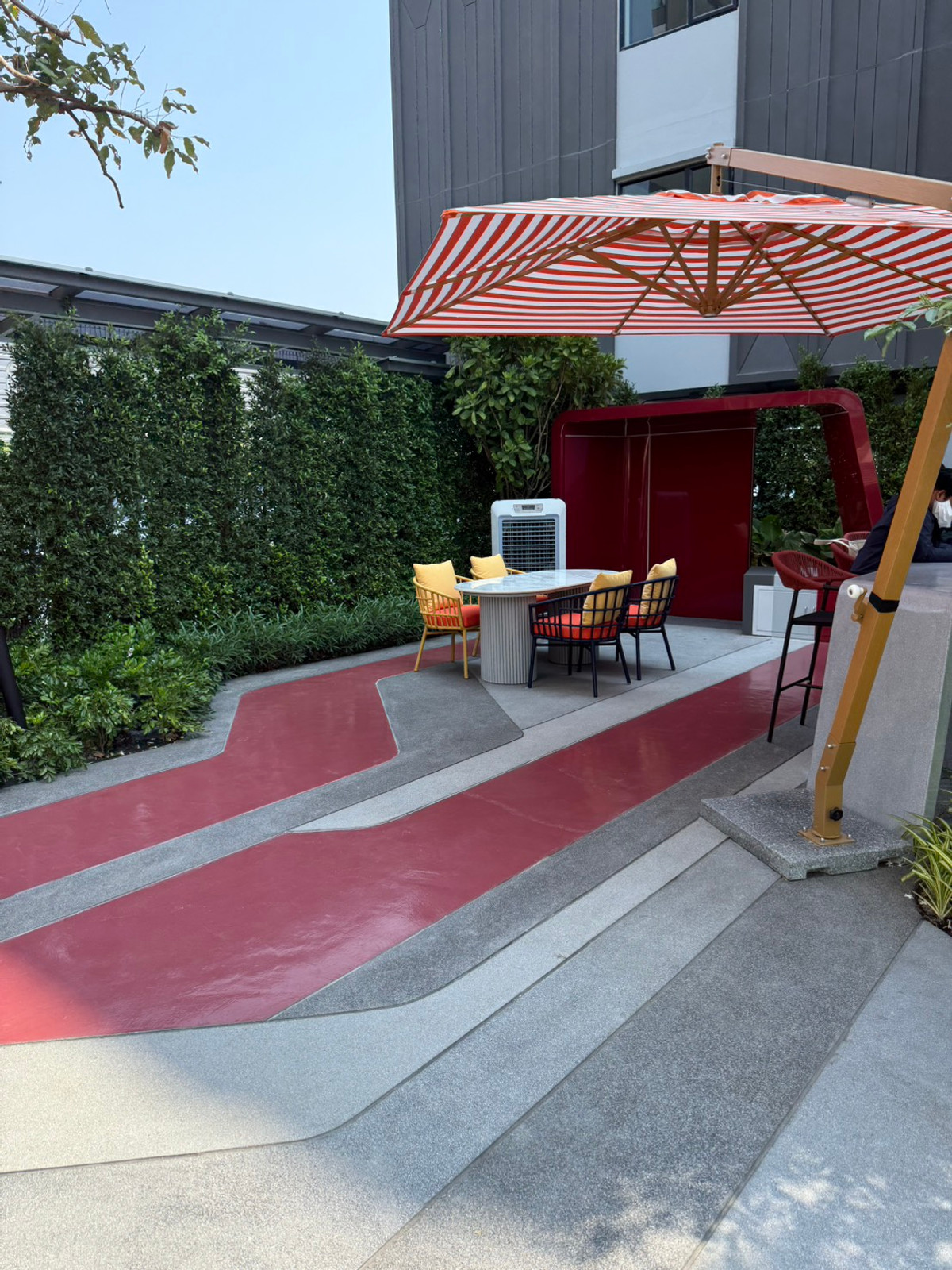 For RentCondoPathum Thani,Rangsit, Thammasat : For rent: dcondo Vivid, brand new room! Bangkok University, fully furnished, no one has ever lived in it.