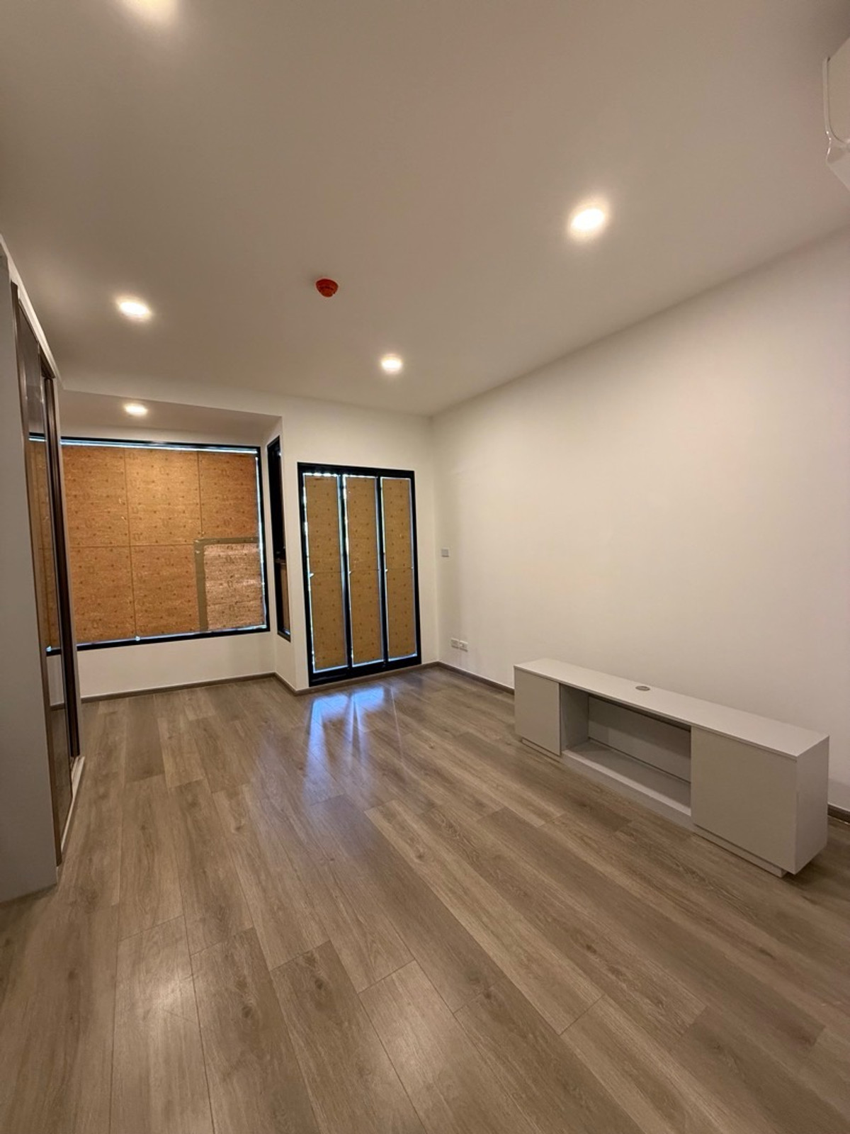 ขายคอนโดรัชดา ห้วยขวาง : คอนโดรัชดา ห้องสุดท้าย! ราคาดี 