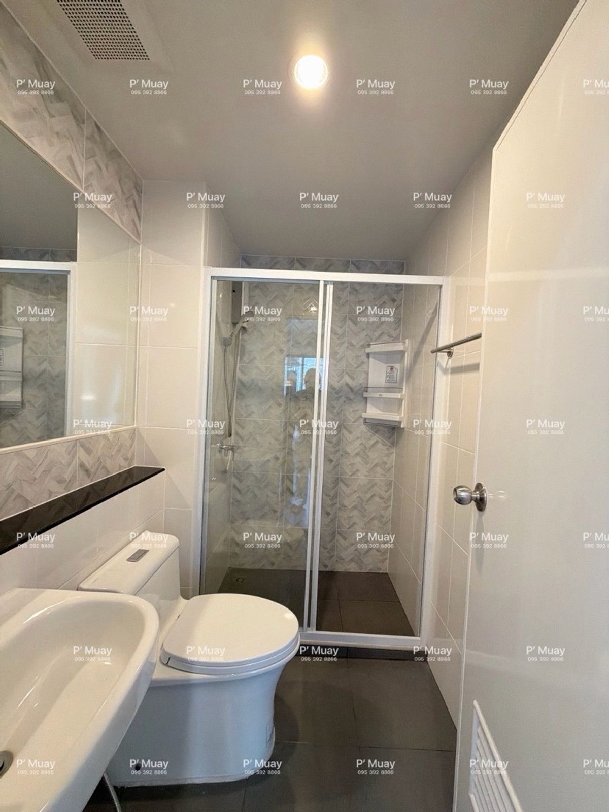 ให้เช่าคอนโดท่าพระ ตลาดพลู วุฒากาศ : ให้เช่า ห้องสวย 🤍 โมเดิร์น🩶 🅰️ วิวโล่ง 📍มีเครื่องซักผ้า #รีเจ้นท์โฮมวุฒากาศ ❤️ค่าเช่า 11,000 บาท
