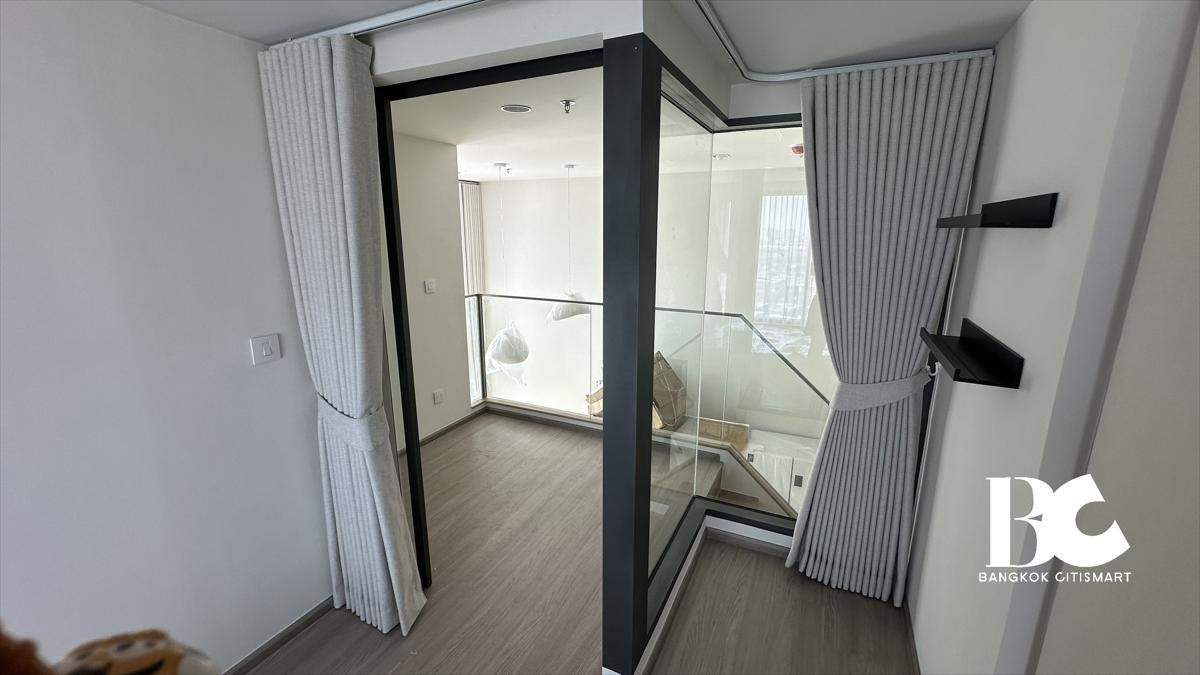 ให้เช่าคอนโดคลองเตย กล้วยน้ำไท : ให้เช่า คอนโด Aspire Sukhumvit-Rama 4  ห้อง Vertiplex ใกล้รถไฟฟ้า BTS พระโขนง