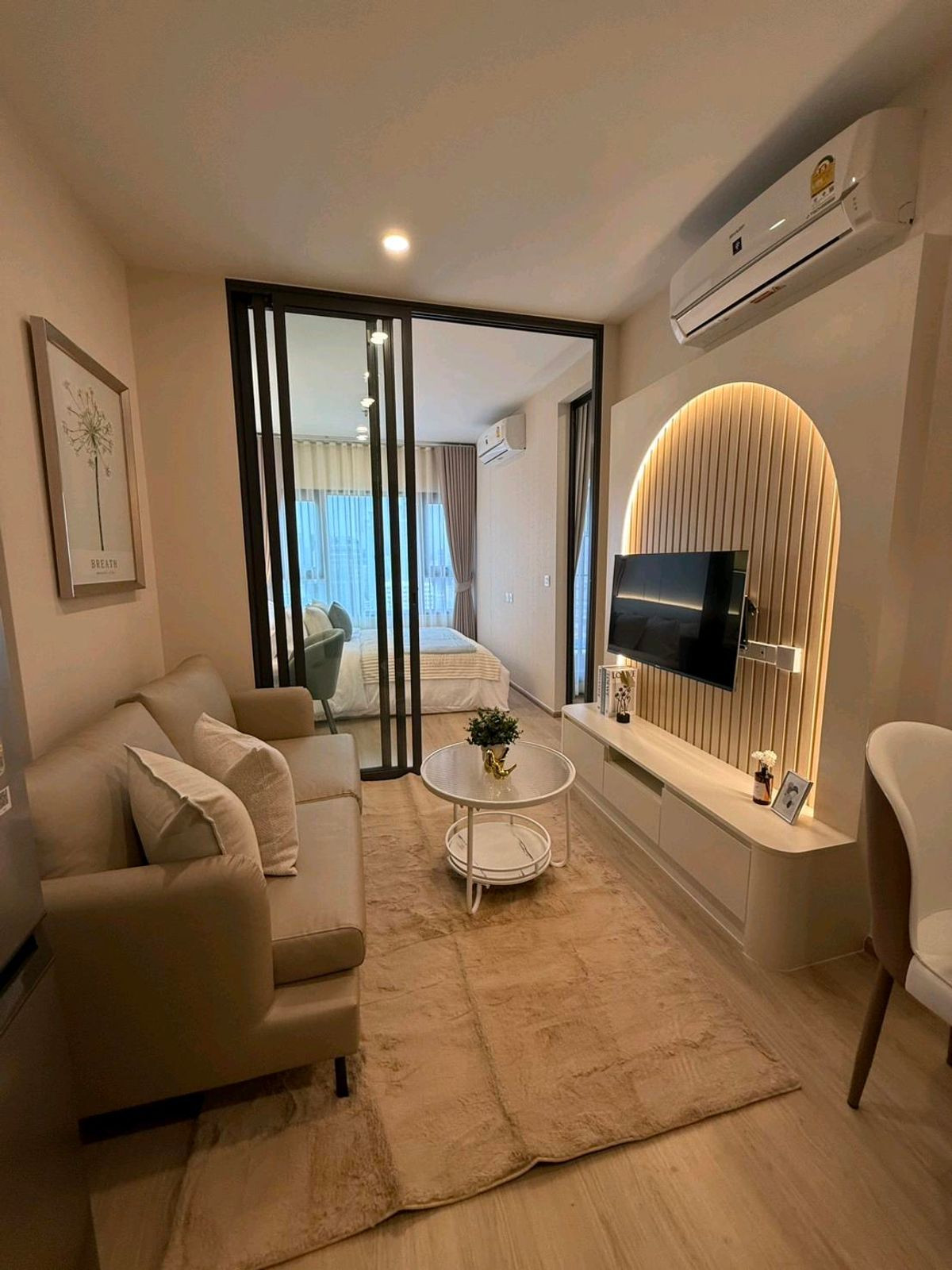 For RentCondoKhlongtoei, Kluaynamthai : 💥CP-7712💥Life Rama 4 - Asoke 👉Line : @primahome