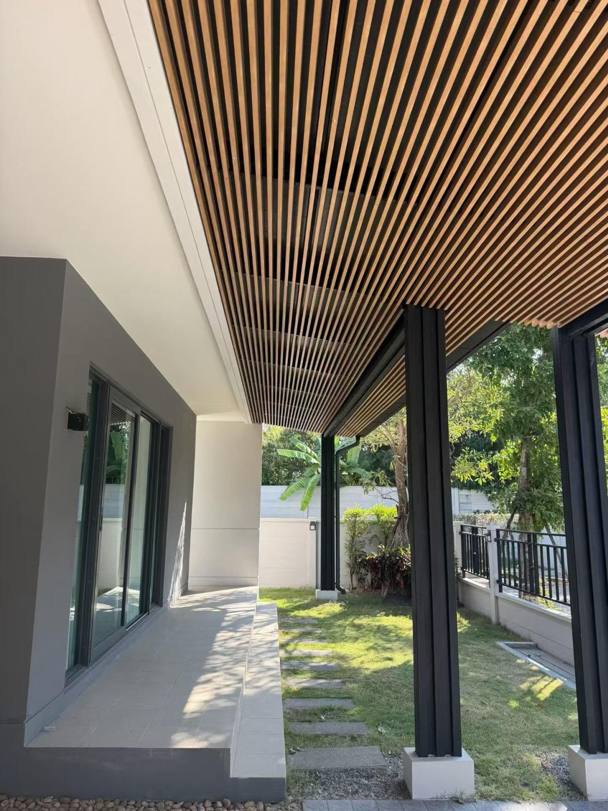 For RentHouseBangna, Bearing, Lasalle : CD03783 - Centro Bangna :  เซนโทร บางนา : Centro Bangna :  เซนโทร บางนา - #MegaBangna #InternationalSchool (SISB/TCIS /Concordian) #SuvarnabhumiAirport