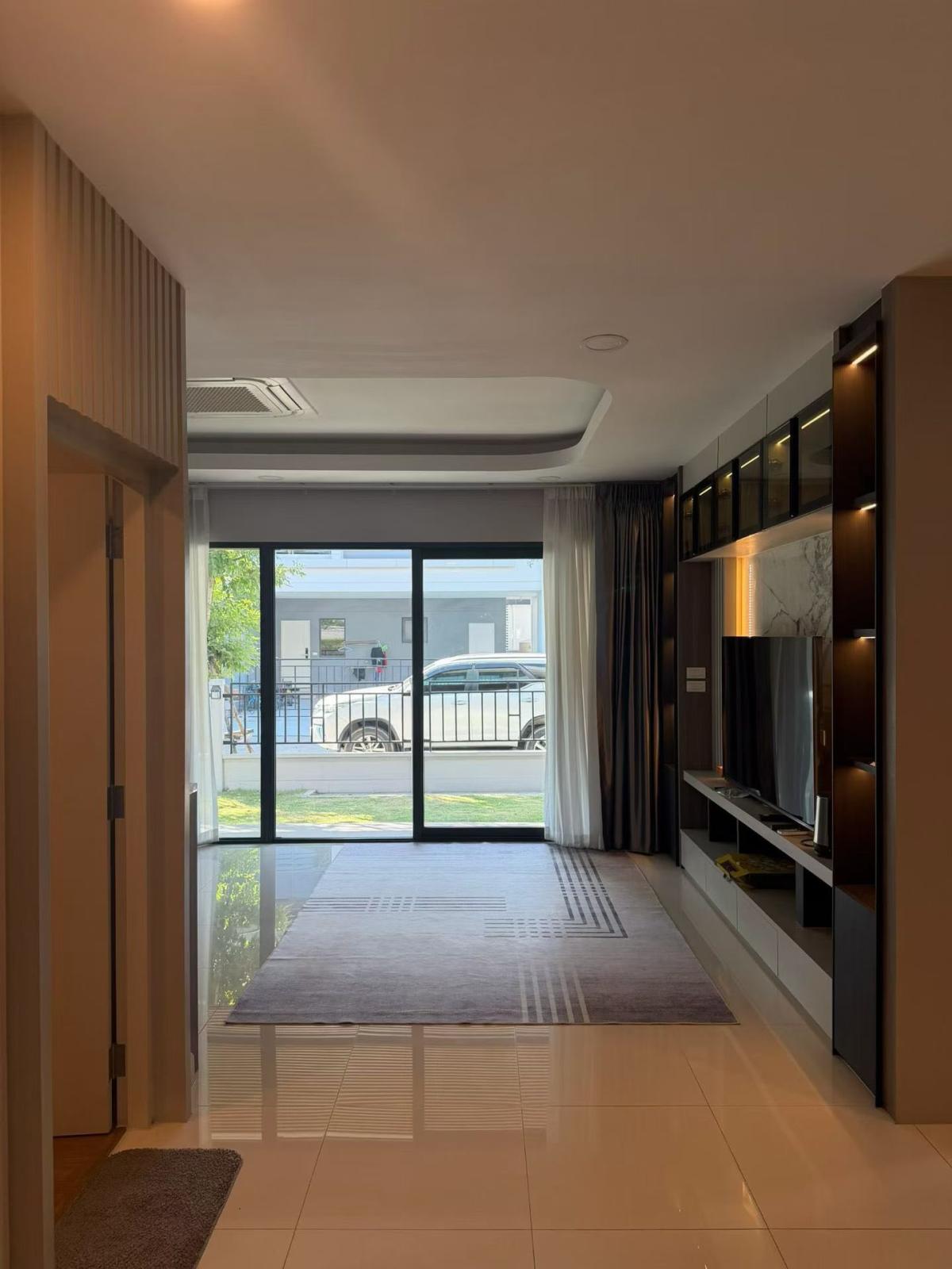 For RentHouseBangna, Bearing, Lasalle : CD03783 - Centro Bangna :  เซนโทร บางนา : Centro Bangna :  เซนโทร บางนา - #MegaBangna #InternationalSchool (SISB/TCIS /Concordian) #SuvarnabhumiAirport