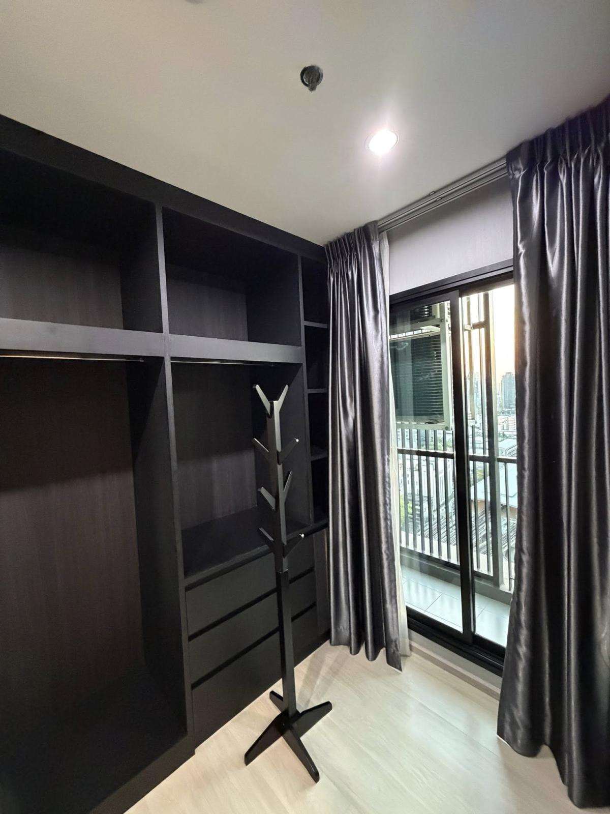 ให้เช่าคอนโดพระราม 9 เพชรบุรีตัดใหม่ RCA : KL05263 - Life Asoke    :  ไลฟ์ อโศก : Life Asoke    :  ไลฟ์ อโศก - #คอนโดทำเลดีใกล้มศว. #คอนโดทำเลดีย่านอโศก