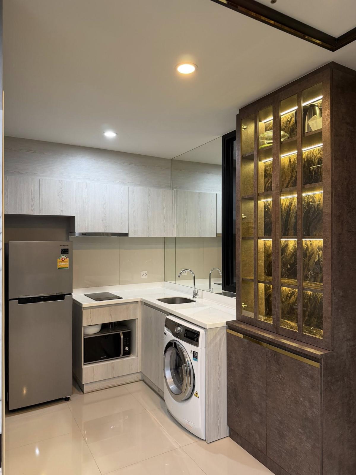 ให้เช่าคอนโดพระราม 9 เพชรบุรีตัดใหม่ RCA : KL05263 - Life Asoke    :  ไลฟ์ อโศก : Life Asoke    :  ไลฟ์ อโศก - #คอนโดทำเลดีใกล้มศว. #คอนโดทำเลดีย่านอโศก