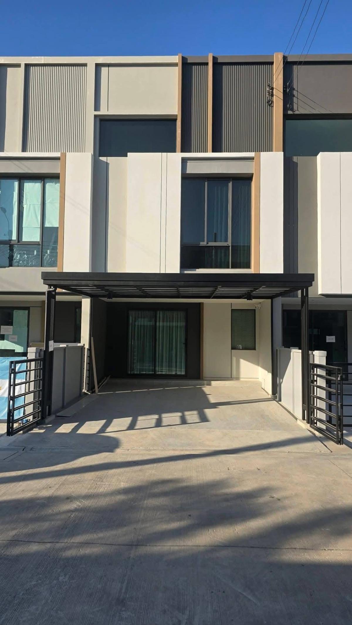 For RentHouseSamut Prakan,Samrong : OP02072 - Pleno Sukhumvit-Bangna 4 : พลีโน่ สุขุมวิท-บางนา 4 : Pleno Sukhumvit-Bangna 4 : พลีโน่ สุขุมวิท-บางนา 4 - #MegaBangna #InternationalSchool (SISB/TCIS /Concordian) #SuvarnabhumiAirport