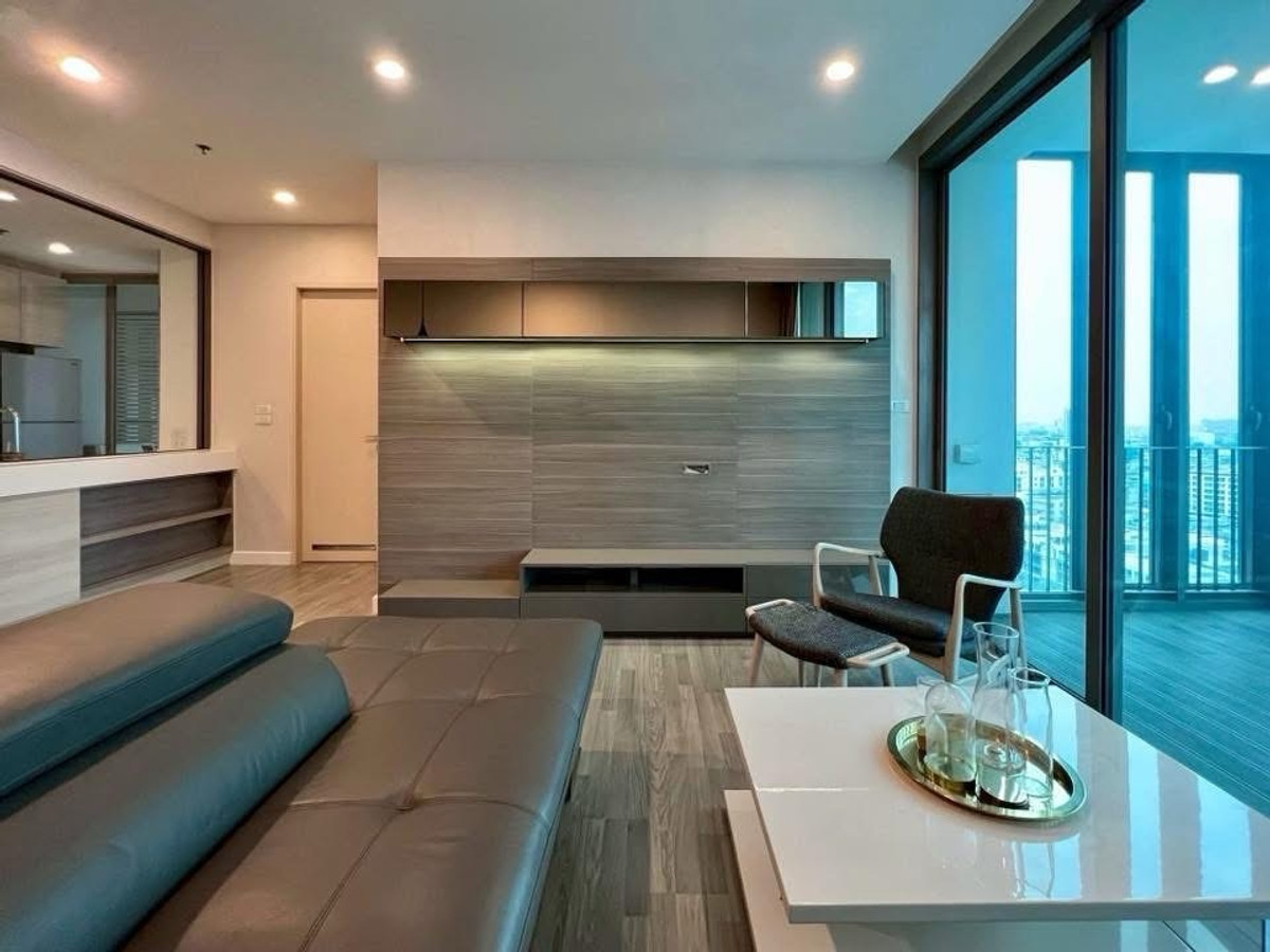 CondoWongwianyai, Charoennakor : 💙@condocurator 💙 For rent/sale The Room BTS WongwianYai, large room, fully furnished [PM4837]