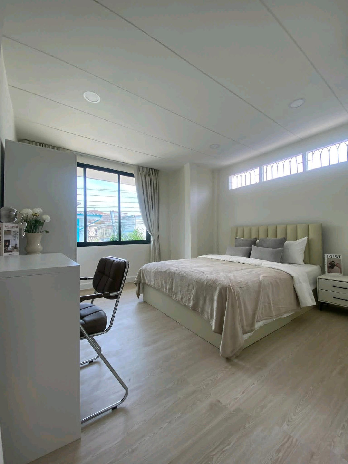 ให้เช่าบ้านรัชดา ห้วยขวาง : 🍃 高端精装独栋别墅出租 | บ้านเดี่ยวหรูพร้อมเฟอร์ให้เช่า