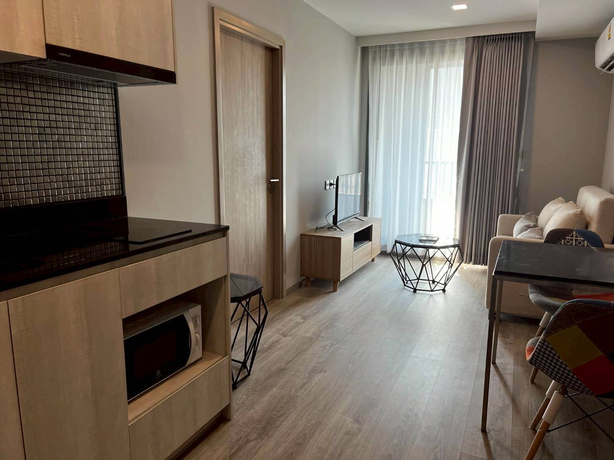 For RentCondoRatchadapisek, Huaikwang, Suttisan : For rent Maestro 19 1bedroom pet friendly 0886382235