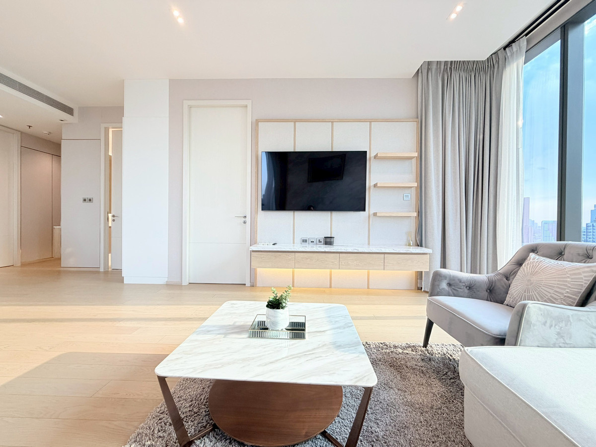 For RentCondoSukhumvit, Asoke, Thonglor : Super Luxury Condo for rent, next to BTS Thonglor✨THE STRAND Thonglor | 2 bedrooms, elegantly decorated. Ready to move in, near Market Place Thonglor.