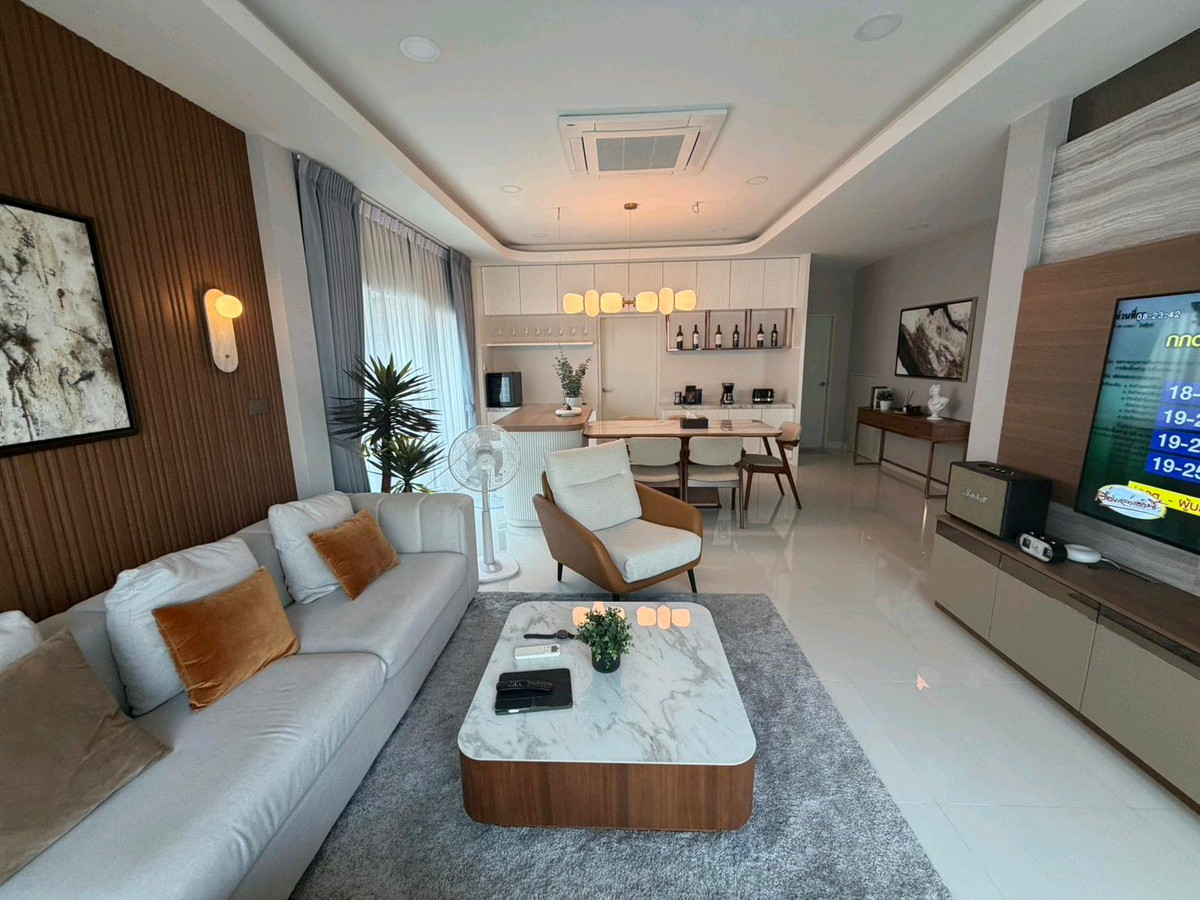 ขายบ้านปทุมธานี รังสิต ธรรมศาสตร์ : ขายด่วน ฟรีเฟอร์ เครื่องใข้ไฟฟ้า
เซนโทรพหล วิภาวดี3 เฟส 1 