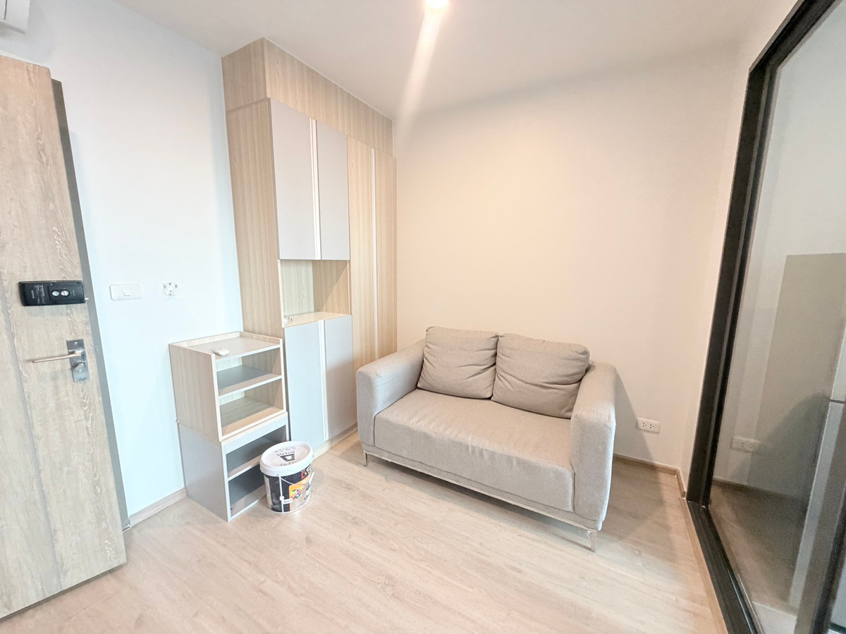 For RentCondoBangna, Bearing, Lasalle : Condo for Rent: Ideo O2 Near BTS Bang Na (approx. 300 meters)