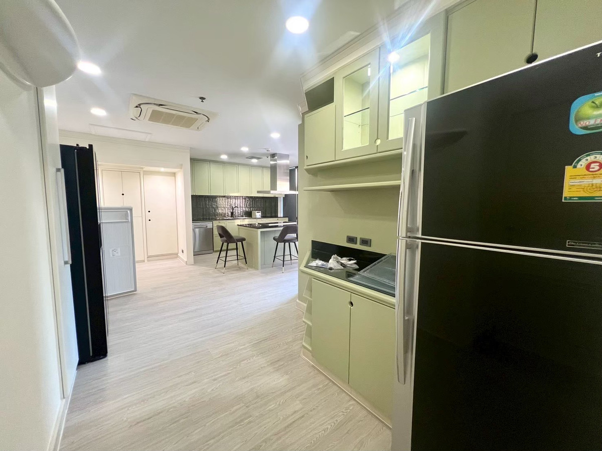 ให้เช่าคอนโดคลองเตย กล้วยน้ำไท : ✅ให้เช่าห้อง Penthouses ว่างพร้อมเข้าอยู่🔥Lumpini Park View ( 3 ห้องนอน 4 ห้องน้ำ, 267 ตรม.) ราคาเช่า 150,000/month Tel.0922635410 เอิร์ธ