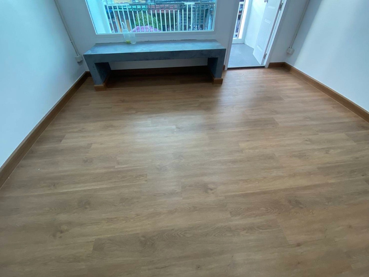 ให้เช่าอาคารพาณิชย์พัฒนาการ ศรีนครินทร์ : ให้เช่าอาคารพาณิชย์ 4 ชั้น ซอยพัฒนาการ 61 ทำเลชุมชน เหมาะทำธุรกิจ