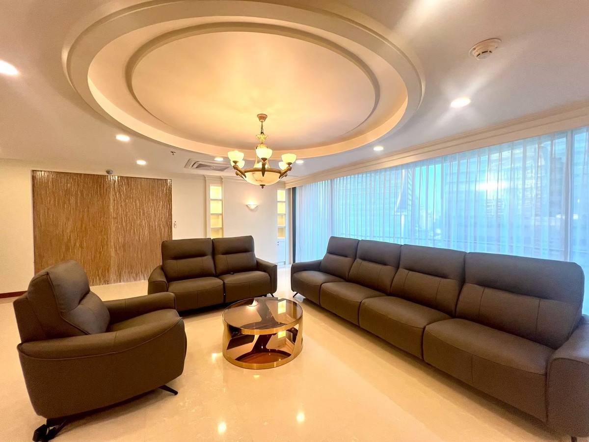 ให้เช่าคอนโดคลองเตย กล้วยน้ำไท : ✅ให้เช่าห้อง Penthouses ว่างพร้อมเข้าอยู่🔥Lumpini Park View ( 3 ห้องนอน 4 ห้องน้ำ, 267 ตรม.) ราคาเช่า 150,000/month Tel.0922635410 เอิร์ธ