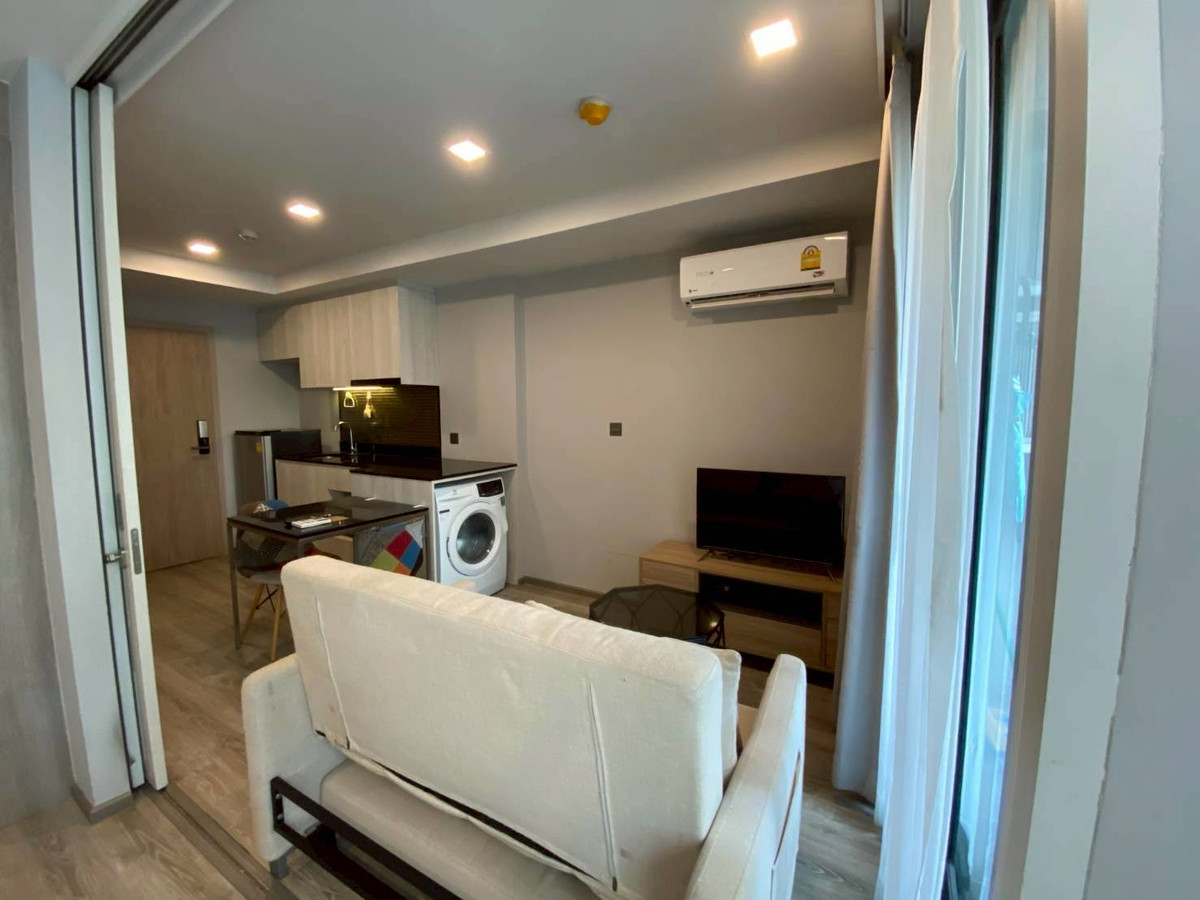 For RentCondoRatchadapisek, Huaikwang, Suttisan : For rent maestro 19 1bedroom pet friendly 0886382235