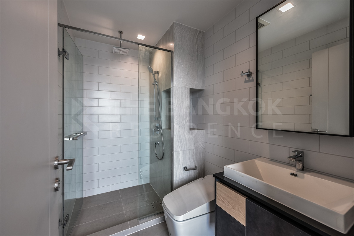 For SaleCondoSapankwai,Jatujak : 🔥Good Deal 🔥The Line Jatujak Mochit 1B1B 27 sqm. Just 4MB Call Ms.Angel(Aumi)0658209572