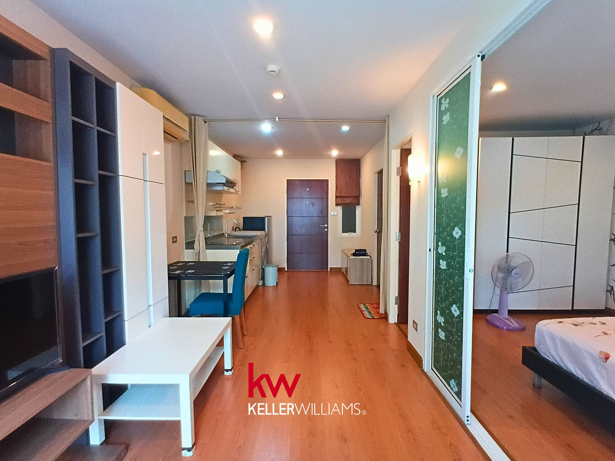 For SaleCondoWongwianyai, Charoennakor : 🏙️ [FOR SALE] Prime 1BR Condo @ Tourmaline Gold Sathorn - Taksin | Near ICONSIAM & BTS
