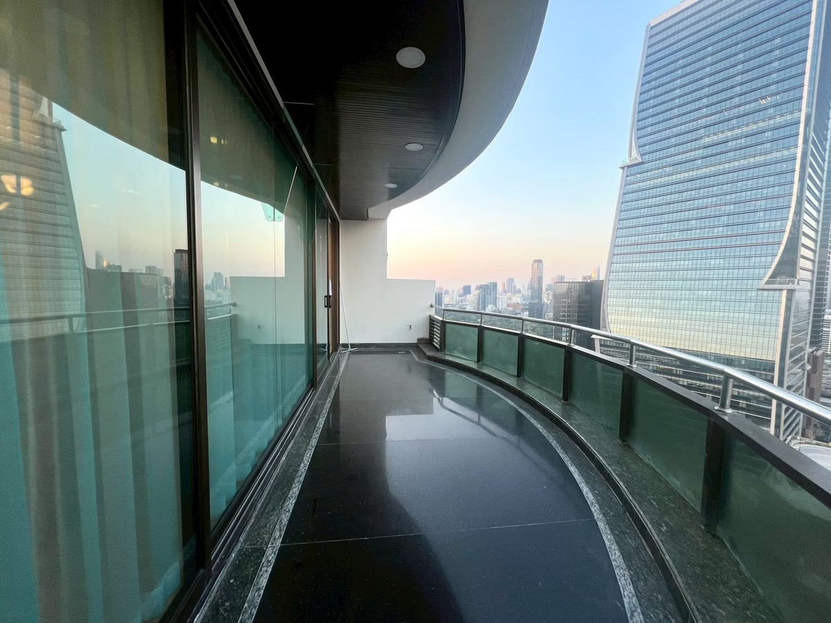 ให้เช่าคอนโดคลองเตย กล้วยน้ำไท : ✅ให้เช่าห้อง Penthouses ว่างพร้อมเข้าอยู่🔥Lumpini Park View ( 3 ห้องนอน 4 ห้องน้ำ, 267 ตรม.) ราคาเช่า 150,000/month Tel.0922635410 เอิร์ธ