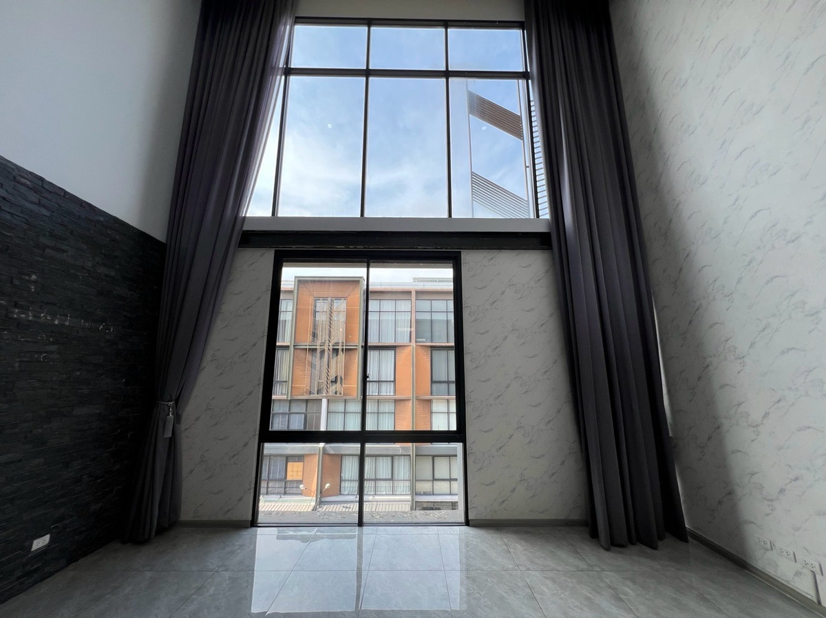 For RentHome OfficeOnnut, Udomsuk : For rent, Modern Home Office, Soi On Nut 30, Sukhumvit 77, Bangkok | FOR RENT - MODERN HOME OFFICE SOI ONNUT 30 SUKHUMVIT 77, BANGKOK