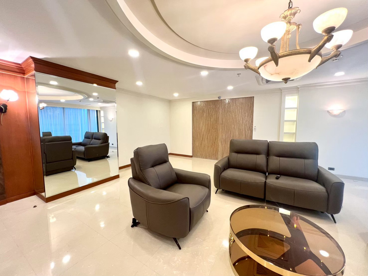 ให้เช่าคอนโดคลองเตย กล้วยน้ำไท : ✅ให้เช่าห้อง Penthouses ว่างพร้อมเข้าอยู่🔥Lumpini Park View ( 3 ห้องนอน 4 ห้องน้ำ, 267 ตรม.) ราคาเช่า 150,000/month Tel.0922635410 เอิร์ธ