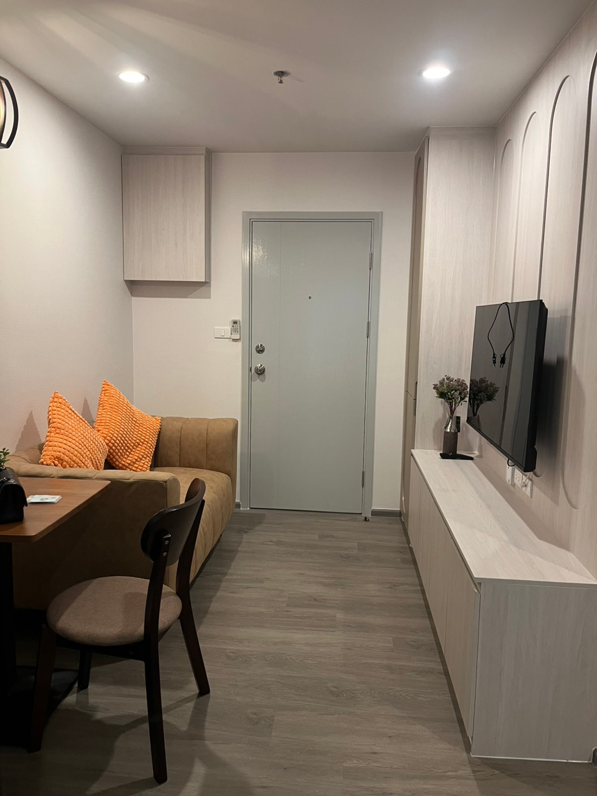 ให้เช่าคอนโดท่าพระ ตลาดพลู วุฒากาศ : ให้เช่าคอนโด Regent Home วุฒากาศ เฟอร์ครบ พร้อมอยู่ 