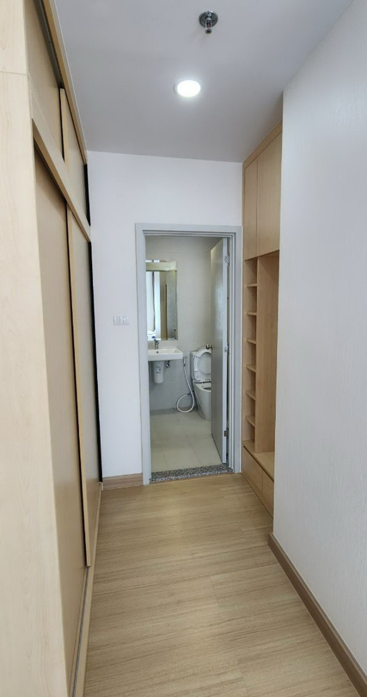 ให้เช่าคอนโดรามคำแหง หัวหมาก : ✅ SVR227 ✅ Line : @p2nproperty