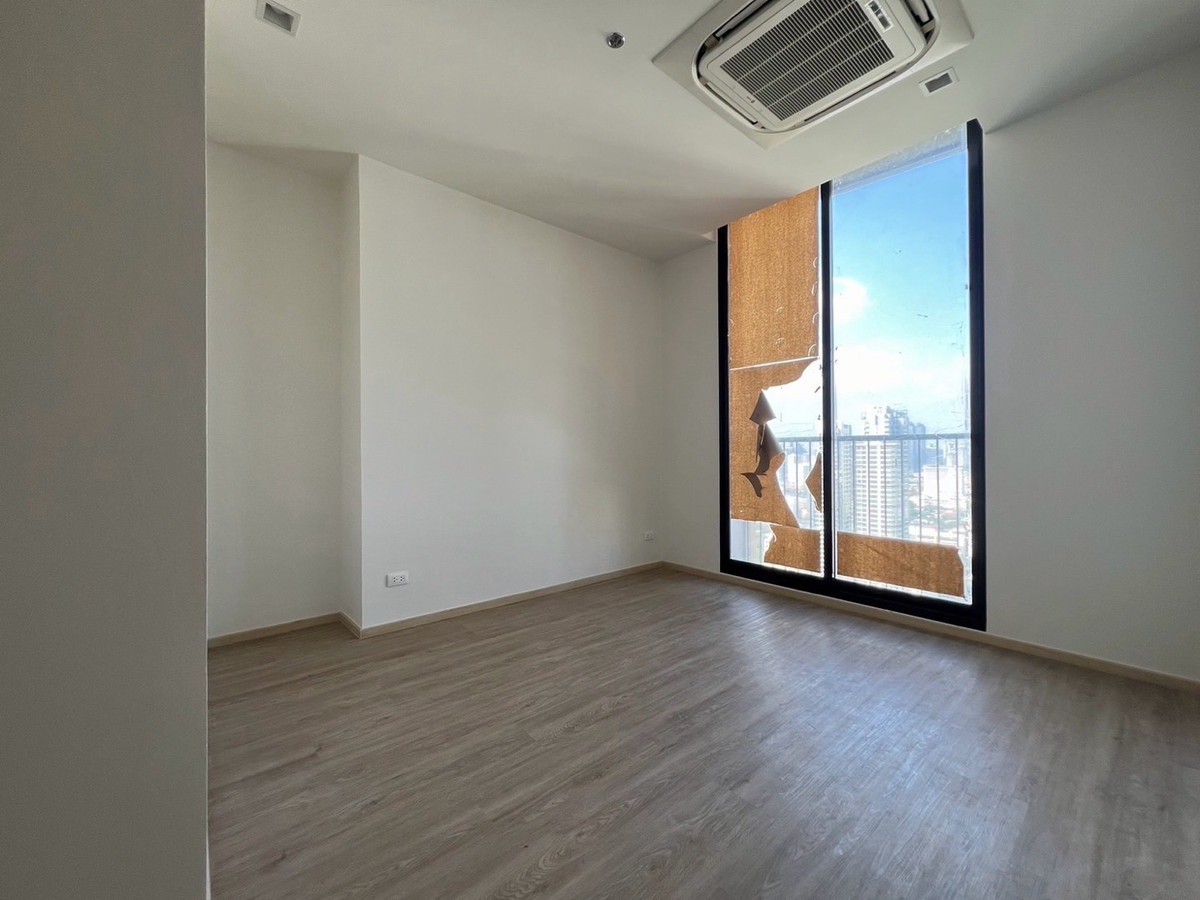 ให้เช่าคอนโดสุขุมวิท อโศก ทองหล่อ : 💙For Rent💙 Noble State Sukhumvit 39 – Rare Penthouse Unit!
✨ Brand New