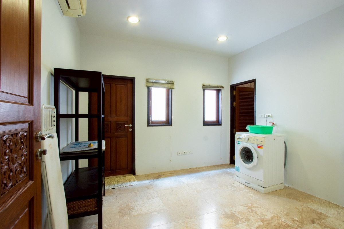 พัทยา บางแสน ชลบุรี สัตหีบ : ขาย/ให้เช่า พูลวิลล่าหรู "พร้อมท่าเรือส่วนตัว" View Talay Marina เดินลงหาดพัทยาได้เลย! 🏖️🛥️