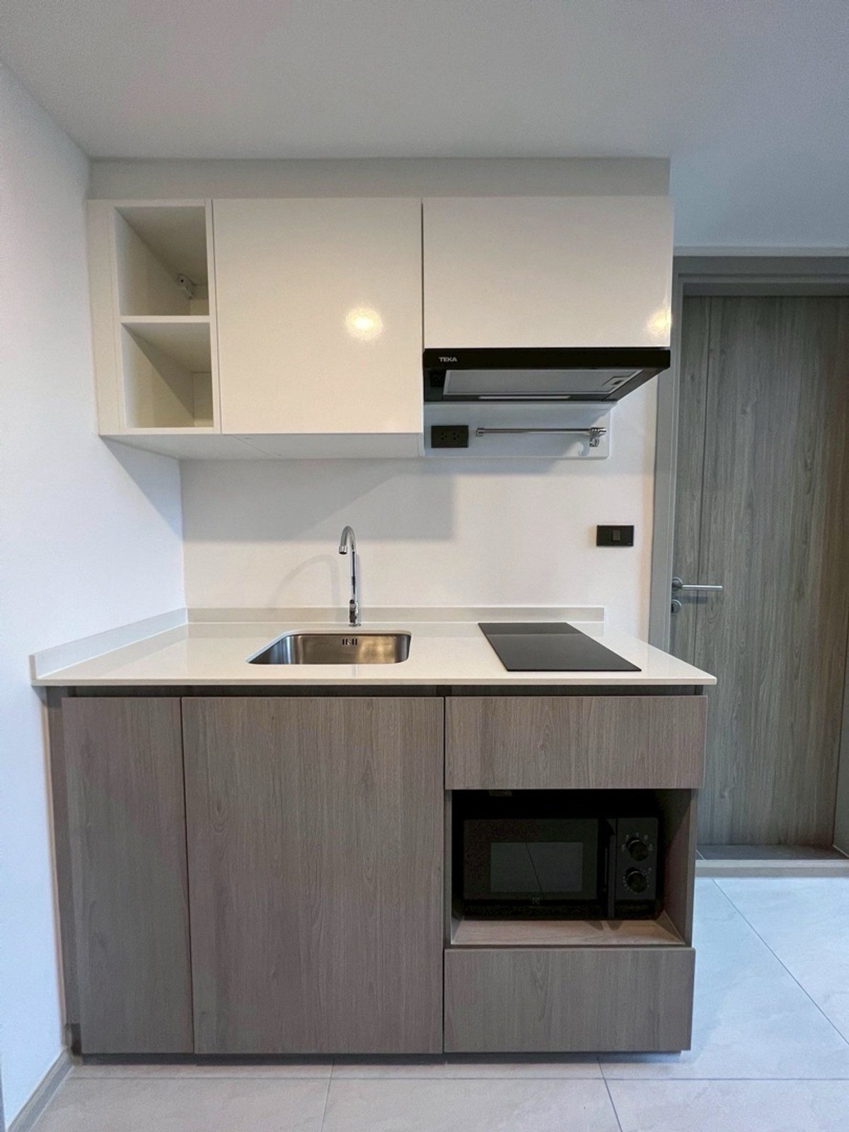 ให้เช่าคอนโดปิ่นเกล้า จรัญสนิทวงศ์ : 💙@condocurator 💙 ให้เช่า Origin Plug & Play Sirindhorn Station ห้องเพดานสูง มีเครื่องซักผ้า พร้อมเข้าอยู่ [PM4854] 