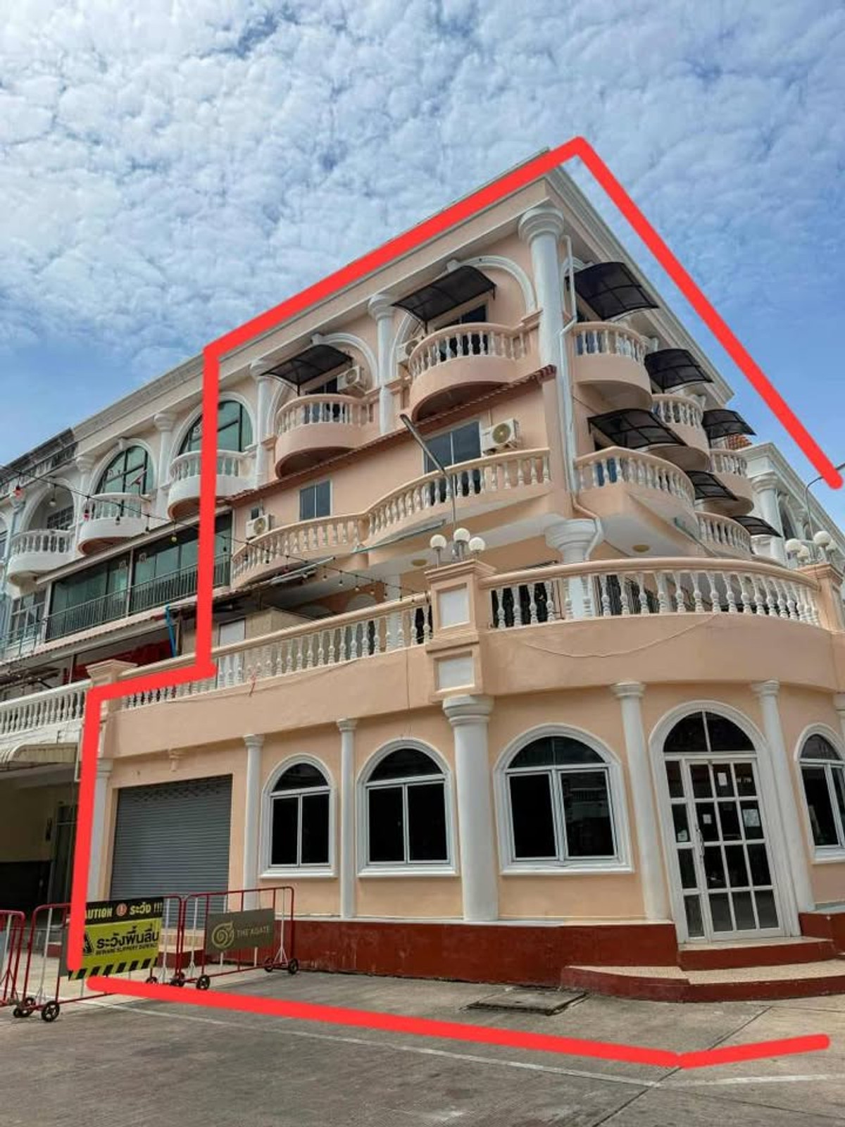 ขายอาคารพาณิชย์พัทยา บางแสน ชลบุรี สัตหีบ : ✅อาคารพาณิชย์ ตึกหัวมุม ทำเลดี รีโนเวทแล้ว ✅ Jomtien Complex Plaza จอมเทียน คอมเพล็กซ์ พลาซ่า
