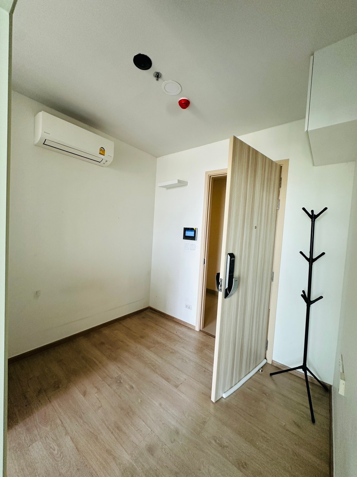 For RentCondoKasetsart, Ratchayothin : Cheapest in the project‼️ For rent 🔥Chewathai Kaset-Nawamin, beautiful room, fully furnished📍 Ready to move in (responds to chats and answers calls very quickly)