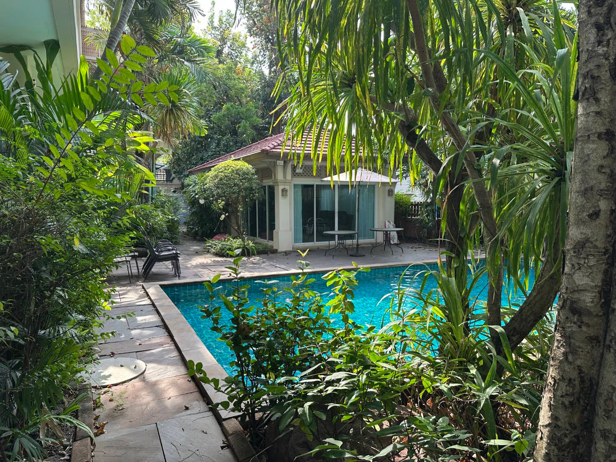 ให้เช่าบ้านบางนา แบริ่ง ลาซาล : พฤกษ์ภิรมย์ รีเจนท์ สุขุมวิท ให้เช่า