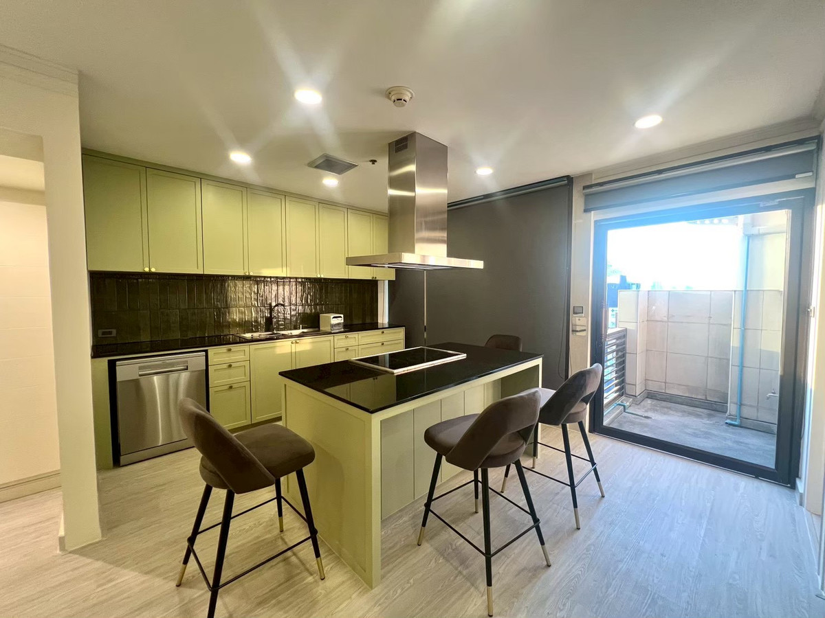 ให้เช่าคอนโดคลองเตย กล้วยน้ำไท : ✅ให้เช่าห้อง Penthouses ว่างพร้อมเข้าอยู่🔥Lumpini Park View ( 3 ห้องนอน 4 ห้องน้ำ, 267 ตรม.) ราคาเช่า 150,000/month Tel.0922635410 เอิร์ธ