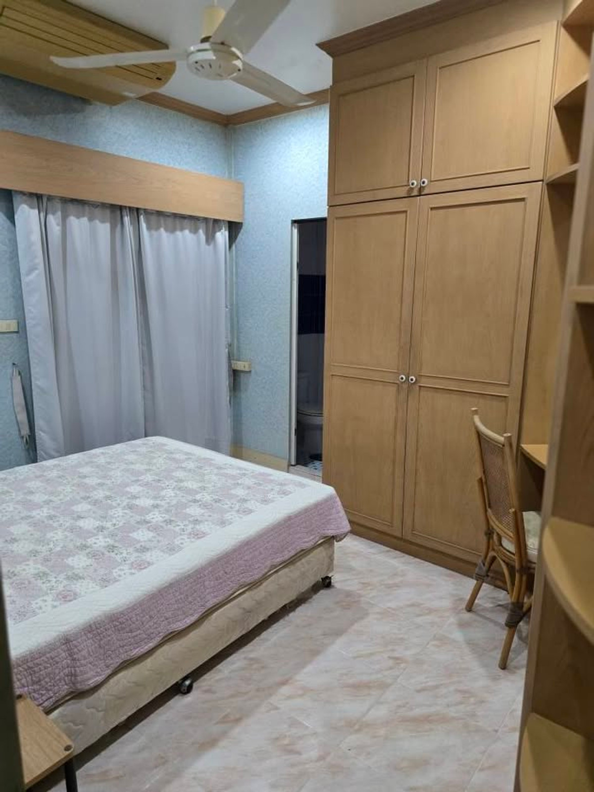 ขายอาคารพาณิชย์พัทยา บางแสน ชลบุรี สัตหีบ : ✅อาคารพาณิชย์ ตึกหัวมุม ทำเลดี รีโนเวทแล้ว ✅ Jomtien Complex Plaza จอมเทียน คอมเพล็กซ์ พลาซ่า