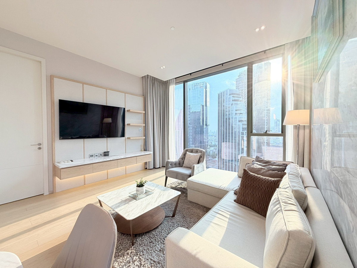 For RentCondoSukhumvit, Asoke, Thonglor : Super Luxury Condo for rent, next to BTS Thonglor✨THE STRAND Thonglor | 2 bedrooms, elegantly decorated. Ready to move in, near Market Place Thonglor.