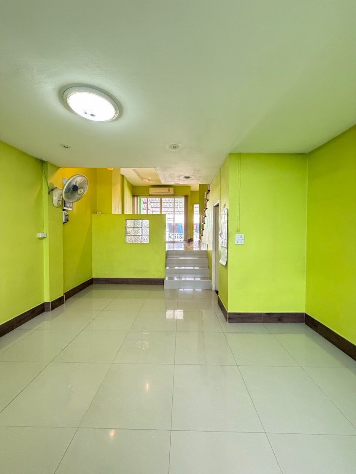 ให้เช่าทาวน์โฮมอ่อนนุช อุดมสุข : ให้เช่าทาวน์โฮม 4นอน 3น้ำ ควีนเพลส3 อ่อนนุช44