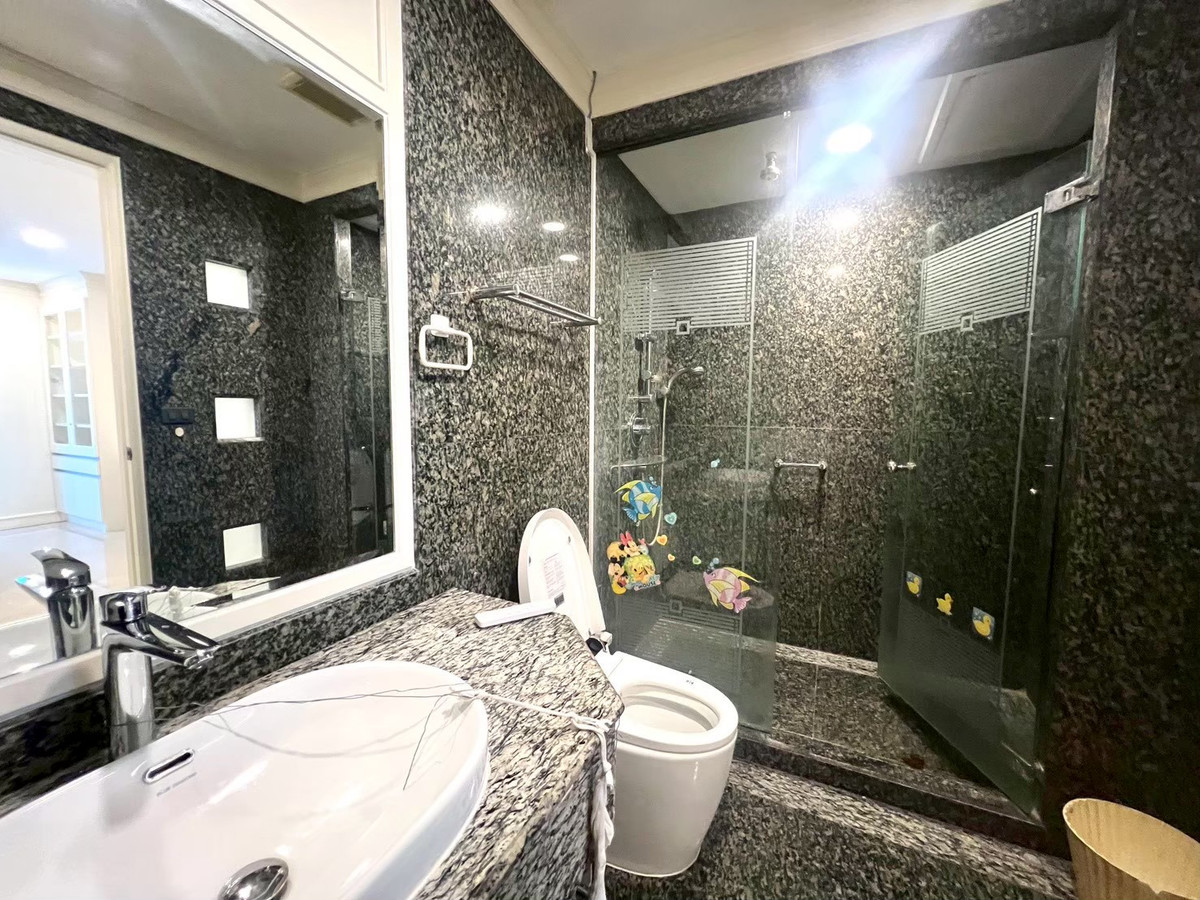 ให้เช่าคอนโดคลองเตย กล้วยน้ำไท : ✅ให้เช่าห้อง Penthouses ว่างพร้อมเข้าอยู่🔥Lumpini Park View ( 3 ห้องนอน 4 ห้องน้ำ, 267 ตรม.) ราคาเช่า 150,000/month Tel.0922635410 เอิร์ธ