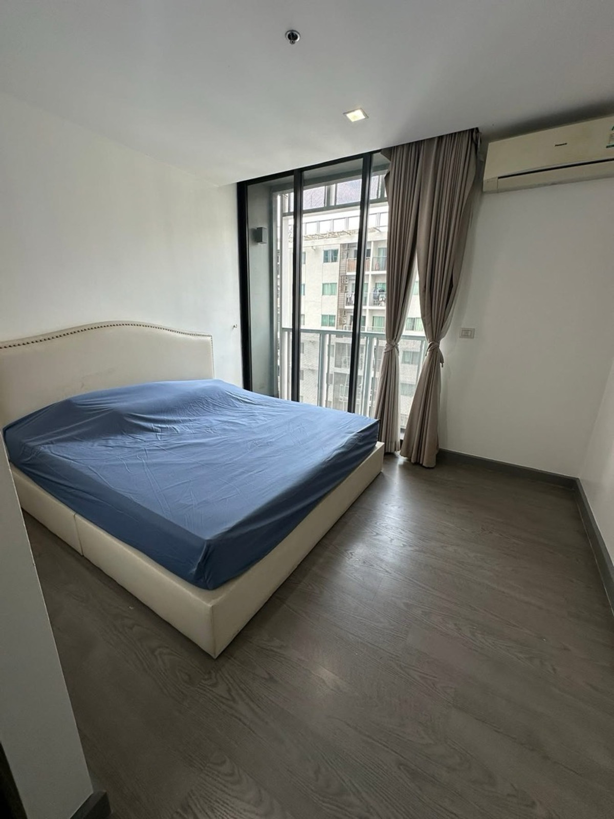 For RentCondoRama9, Petchburi, RCA : For rent A Space ID Asoke-Ratchada.