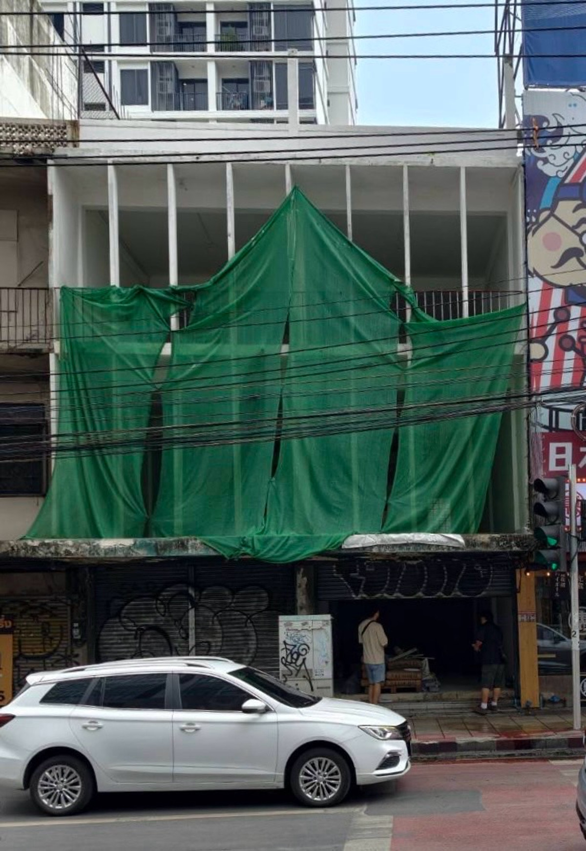 ให้เช่าอาคารพาณิชย์สุขุมวิท อโศก ทองหล่อ : ปล่อยเช่า อาคารพาณิชย์ 2 คูหา 3 ชั้น + ดาดฟ้า @ ซอยเอกมัย 12 สุขุมวิท 63 จอดรถได้ที่ DONKI TONGLOR